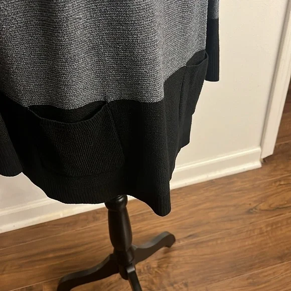 Vince Camuto Plus Size Sweater, Sz. XXL. - Picture 3 of 6